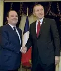  ??  ?? François Hollande et Recep Erdogan en 2014 à Ankara.