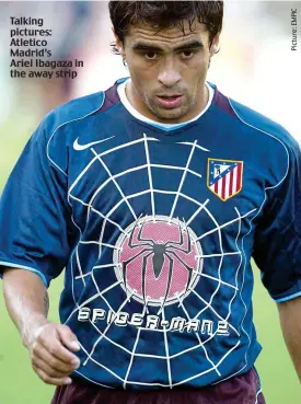  ?? ?? Talking pictures: Atletico Madrid’s Ariel Ibagaza in the away strip