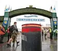  ?? Foto: Karl Josef Hildenbran­d, dpa ?? Die Poller rund um das Münchner Okto berfest dienen als Vorbild für den Plär rer.