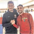  ?? FOTO: TWITTER/EINTRACHT ?? Versöhnt: David Abraham (li.) und Vincenzo Grifo.