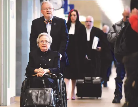  ??  ?? Le conjoint de Mme Thibault, Réal Cloutier (photo), a affirmé que cette dernière retrouvera­it une liberté de mouvement totale à partir du 17 août. «Elle veut que ça finisse une fois pour toutes», a-t-il déclaré.