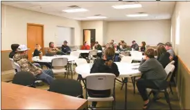  ?? Donnis Hueftle-Bullock ?? Above, members of the Sargent Community discuss options on repairing the current city pool on Thursday, April 6, at the Sargent Community Center.