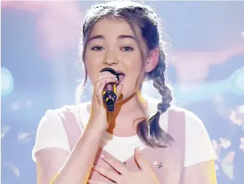  ?? - Gracieuset­é: TVA ?? Angélie St- Amand, lors de la finale de La Voix Junior.