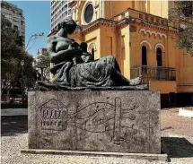  ?? Douglas Nascimento/Folhapress ?? Escultura Mãe Preta, no Largo do Paissandu, em São Paulo