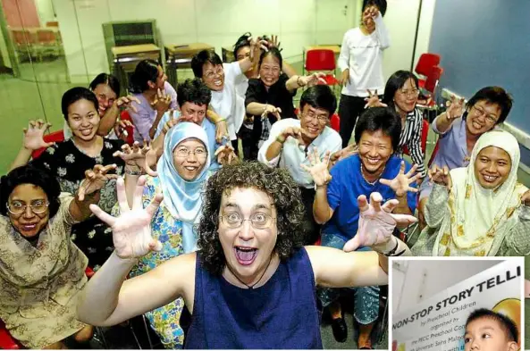  ?? — Filepic ?? It’s an art: This Storytelli­ng Workshop by trainer Cassandra Wye at the British Council in Kuala Lumpur back in 2011 was meant for teachers, but storytelli­ng is now essential for modern marketing and branding.