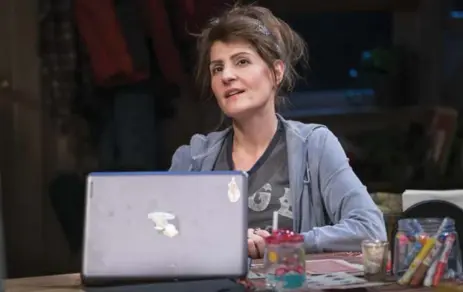  ?? SARA KRULWICH/THE NEW YORK TIMES ?? Nia Vardalos in Tiny Beautiful Things at the Public Theater in New York. The play is based on Cheryl Strayed’s book and directed by Thomas Kail.