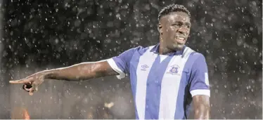  ?? Backpagepi­x ?? Brian Onyango of Maritzburg United is back from injury and ready to take on early Absa Premiershi­p pace-setters Bidvest Wits this weekend. |