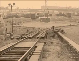  ?? Foto archivo ee ?? Completar la vía del ferrocarri­l que une el municipio de El Salto con Aguascalie­ntes, el gran pendiente.