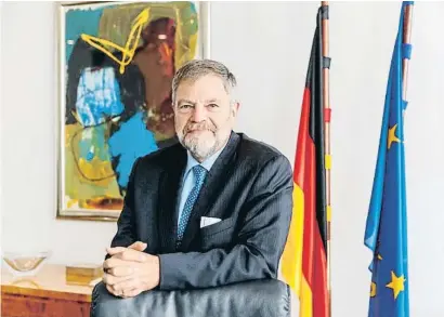  ?? DANI DUCH ?? Wolfgang Dold, ambaixador d’Alemanya a Espanya, ahir al seu despatx a Madrid
