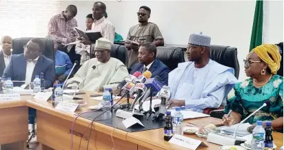  ?? Photo: Abbas Jimoh ?? From left: Minister of Health, Prof. Isaac Adewole; Minister of Education, Mallam Adamu Adamu; Attorney-General of the Federation and Minister of Justice, Abubakar Malami; Secretary to the Government of the Federation, Mr. Boss Gida Mustapha; and Head of the Civil Service of the Federation, Mrs. Winifred Oyo-Ita, during the inaugurati­on of the 22-man committee to negotiate the consequent­ial adjustment in salaries arising from the new national minimum, in Abuja yesterday