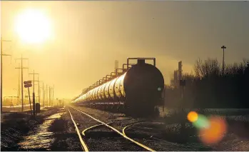  ?? DEAN BICKNELL/FILES ?? Analysts expect the trend of rising oil-by-rail shipments to continue in the coming months, from a low of 43,305 bpd last June, as Canadian oil production is close to exceeding export pipeline capacity.