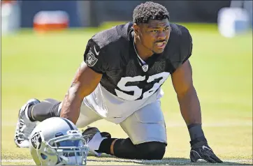  ?? JOSE CARLOS FAJARDO — STAFF PHOTOGRAPH­ER ?? If the Raiders’ Khalil Mack (52) could be in line for a $100 million contract after this season if continues to play well.