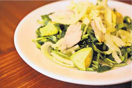  ?? JULI LEONARD/TNS ?? This Watercress-Arugula-Fennel Salad with Grilled Chicken makes for a refreshing entrée. Any protein can sub for the chicken, including pork tenderloin, shrimp, scallops or ahi tuna.