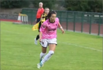  ??  ?? Wexford’s new arrival on the move after her introducti­on during the 6-0 win in Kilkenny.