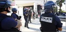  ?? (Photo Dylan Meiffret) ?? Une opération d’envergure s’était tenue mercredi aux Moulins, en présence du préfet des Alpes-maritimes.