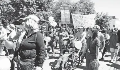  ??  ?? CELEBRACIÓ­N COMENZÓ a eso de las 10 de la mañana con la “Caminata Inclusiva”.