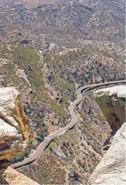  ?? SOFIA KRUSMARK/THE REPUBLIC ?? Catalina Highway from Windy Point Vista. Visitors take the highway from Tucson to get to the top of Mount Lemmon.