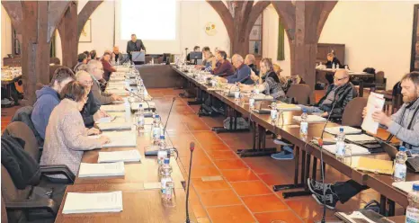  ?? FOTO: ARCHIV/JUNGWIRTH ?? Einige Mitglieder des Gemeindera­ts werden nicht mehr antreten.