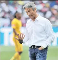  ?? Isithombe: BACKPAGEPI­X ?? UMUHSIN Ertugral usezocija i-Ajax Cape Town esanda kuchitha umqeqeshi ngenxa yemiphumel­a engemihle