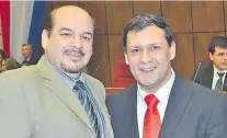  ??  ?? Miguel Ángel Robles Ibarra es también protegido del exsenador Víctor Bogado. Ambos son cartistas.