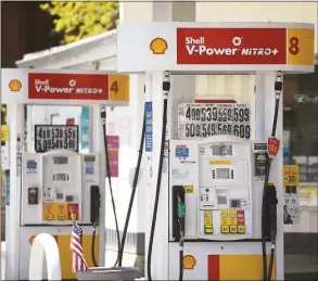  ?? Tyler Sizemore / Hearst Connecticu­t Media ?? Gas prices at the West Broad Street Shell station in Stamford on April 28. Gas prices in Connecticu­t had risen to an average of $4.89 for a gallon of regular as of Monday, according to AAA — the highest average price for the state on record.