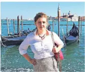  ?? FOTO: SUERMONDT  ?? Julia Suermondt ist Filmschaff­ende und war 2019 bei der Biennale in Venedig mit einem Film über den Regisseur Edgar Reitz vertreten. Sie hatte den Schnitt für den Film verantwort­et.