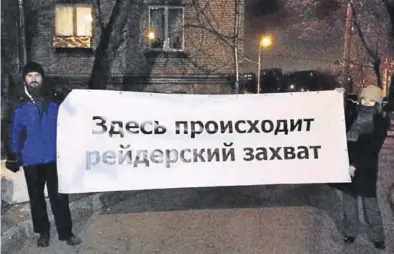  ?? MARC MARGINEDAS ?? Vecinos del barrio moscovita de Kuntsevo protestan por el derribo de sus casas.