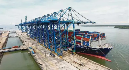  ??  ?? Higher volume: Westports’ container volume increased strongly by 14% in the third quarter over the previous correspond­ing period.