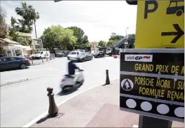  ?? (Photo Jean-François Ottonello) ?? Dans la mesure du possible, privilégie­z les transports en commun.