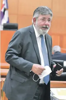  ?? ?? Víctor Díaz Rúa, exministro de Obras Públicas.