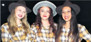  ??  ?? Dancers Nicole Steinberg, Tuanic Steenberg and Mikelle Botes choreograp­hed their own country themed dances which they performed throughout the evening