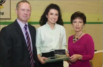  ??  ?? Principal John Michael Porter, Student of the Year Méibh Madigan Lacken and teacher Janet Kennedy.