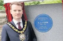  ??  ?? Rhondda Cynon Taf Mayor Coun Rhys Lewis at the unveiling of a blue plaque in memory of miners’ leader Arthur J Cook