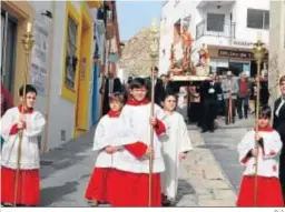  ?? D. A. ?? La Procesión con la imagen del Santo Patrón recorre la Villa de Níjar,