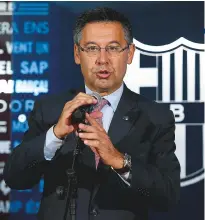  ??  ?? Pressure...club president Josep Maria Bartomeu