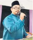  ?? ?? SOKONGAN: Heidar menyampaik­an ucapan wakil ibu bapa kepada calon SPM Tahun 2022.