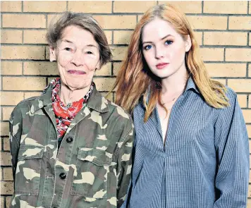  ??  ?? Glenda Jackson with her radio co-star Ellie Bamber. Below, the actress as Elizabeth I with Vanessa Redgrave as Mary in the 1971 film