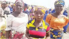  ??  ?? Local women gather around Kolmani River II well site during the flag-off of drilling activity