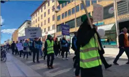  ?? JOHAN BACKAS ?? ETT RESULTAT HAR NÅTTS. Kommunalt anställda - bland annat lärare - har strejkat i två repriser under våren. Nu har man nått ett förhandlin­gsresultat , som dock offentligg­örs först senare i veckan.