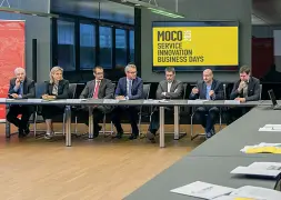  ??  ?? Categorie La presentazi­one di «Moco» con le associazio­ni economiche