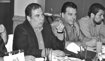  ??  ?? Integrante­s de
COPARMEX, Laja-Bajío, se reunieron con el director del IMIPE, a fin de conocer, analizar y alinear, todos los proyectos de Celaya y la región Laja Bajío.