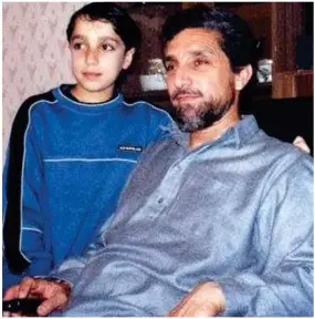  ??  ?? Resistance fighter: Ahmad Massoud, left, and, above, with his late father, the Afghan national hero killed by Al Qaeda
