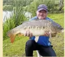  ??  ?? Darren Dodd 11lb 4oz mirror carp, Hayfield Lakes, corn