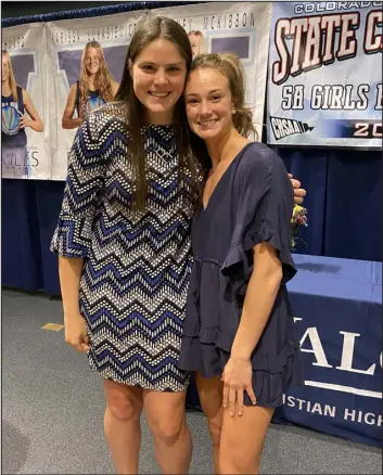  ?? PHOTO COURTESY OF RAEGAN BEERS ?? Former Valor Christian High School girls basketball stars Raegan Beers, left, and Kindyll Wetta during the team’s senior banquet after the 2020- 21 season.