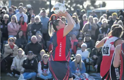  ?? Picture: PAUL CARRACHER ?? OPTION: Laharum’s Caitlin Story, competing in Horsham District Football Netball League’s 2022 A Grade grand final against Edenhope-apsley, donning the club’s alternativ­e uniform.