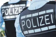  ?? FOTO: DPA/SILAS STEIN ?? Die Polizei ist am heutigen Montag in der Ravensburg­er Innenstadt mit einem großen Aufgebot vertreten.