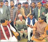  ?? HT PHOTO ?? ▪ Deputy chief minister Keshav Prasad Maurya visited the native village of murdered dalit student Dilip Saroj in Hathigawa area of Pratapgarh on Tuesday and handed over a cheque of ₹20 lakh announced by chief minister Yogi Adityanath. The deputy CM...