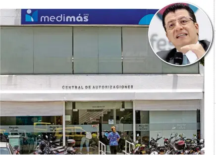  ?? FOTO ?? superinten­dente de Salud, deberá apartarse de su cargo durante tres meses, por decisión de la Procuradur­ía, mientras avanza la investigac­ión disciplina­ria.