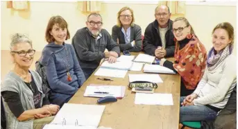  ??  ?? Le bureau de l’ASF, Aide Sahel Fertile, s’est réuni à la fin du mois de décembre.