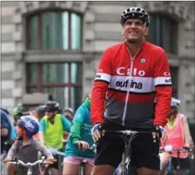  ??  ?? I was supposed to team up with World Cup winning former rugby player Martin Johnson at Prudential Ride London